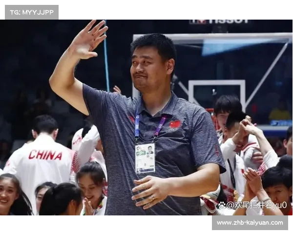 姚明初入NBA被马布里晃倒的经典瞬间及背后故事揭秘 姚明初入NBA被马布里晃倒的经典瞬间及背后故事揭秘